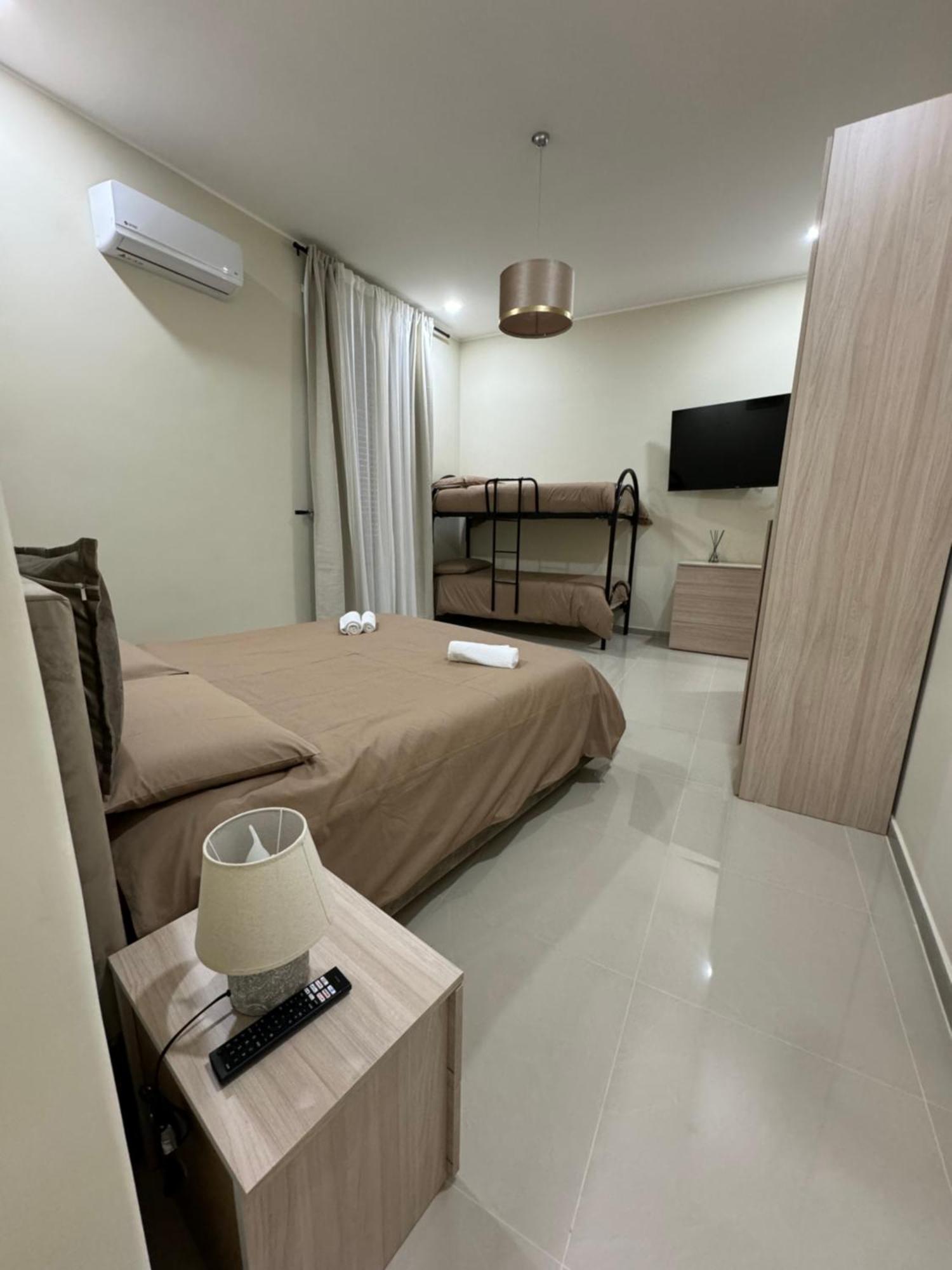 Home Angelo Custode คาตาเนีย ภายนอก รูปภาพ